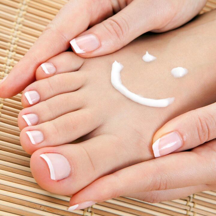 El mejor remedio para el hongo de las uñas